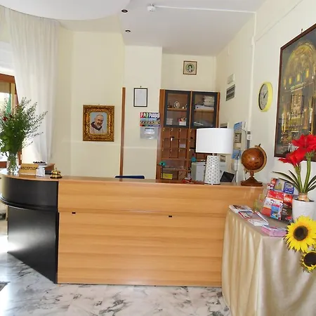 Astoria 3* Pompeji